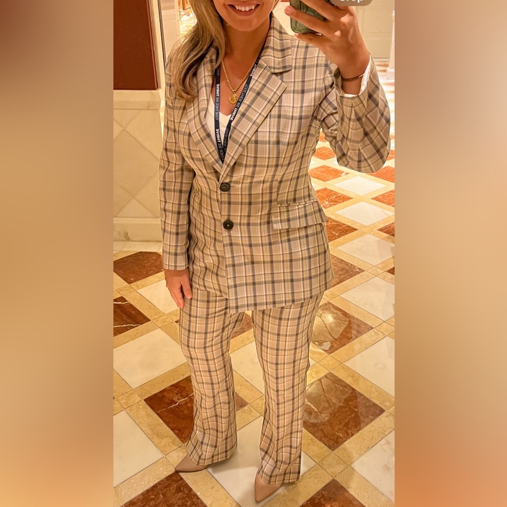Trendy Zara Plaid Suit- Women’s L/XL